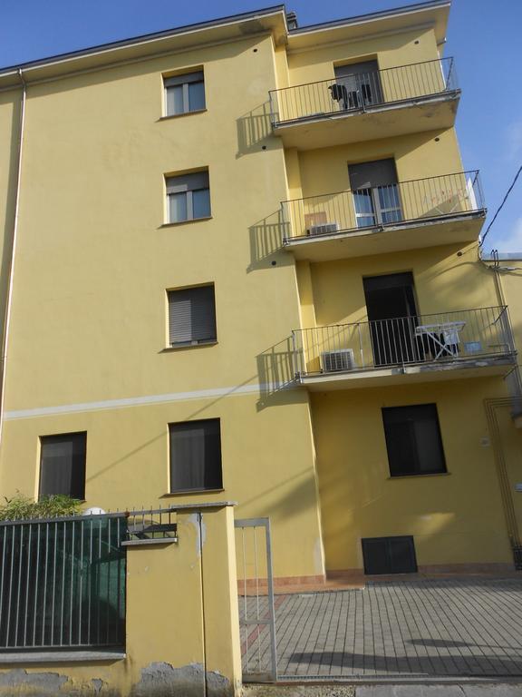 Residence Il Rampicante Monticelli Terme Exterior photo